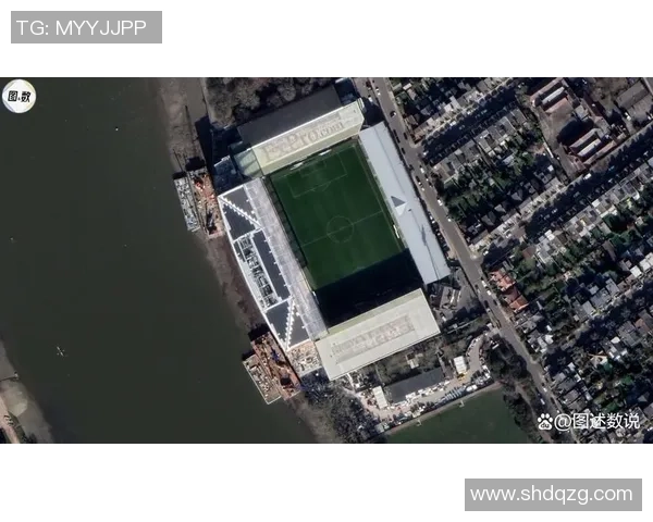 足球巨星豪宅揭秘 球场之外的奢华生活与独特设计 足球巨星豪宅揭秘 球场之外的奢华生活与独特设计