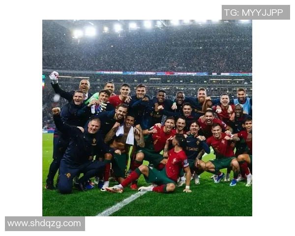 2025年全球足球球星最新排名前十位揭晓 谁将主宰绿茵场荣耀 2025年全球足球球星最新排名前十位揭晓 谁将主宰绿茵场荣耀