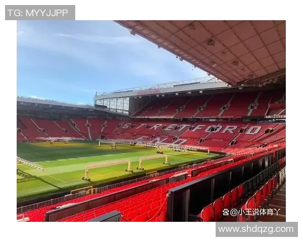 足球巨星风采尽显高清海报壁纸尽收眼底，激情四溢的绿茵场上荣耀与梦想共舞